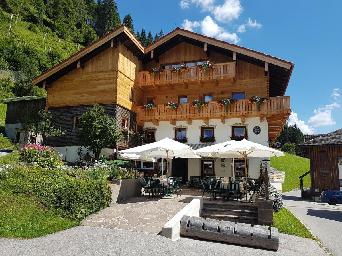 Landgasthof Adler Hinterhornbach Zewnętrze zdjęcie